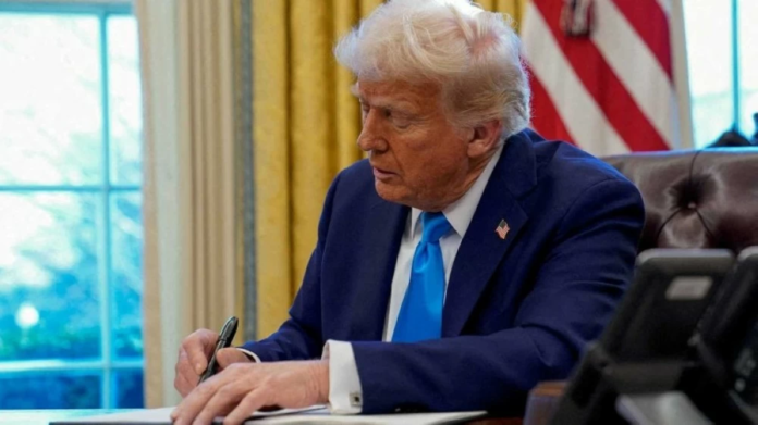 ترامب يأمر ببحث تصنيف الإخوان المسلمين جماعة إرهابية