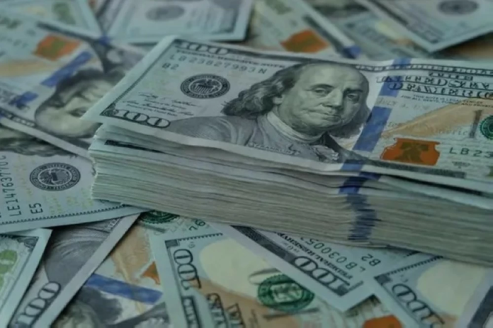 السعودية تدشن مشاريع طاقة متجددة بقدرة 15 جيجاواط