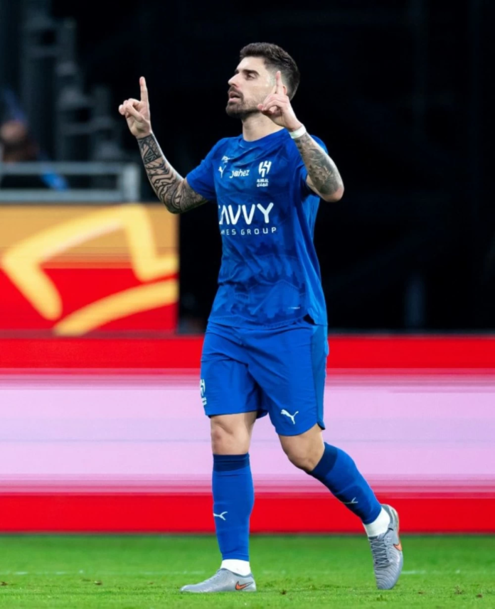 روبن نيفيز: تألق مستمر وأداء استثنائي في خط الوسط