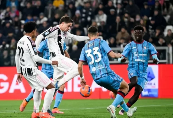 يوفنتوس يهزم كالياري ويستعيد الانتصارات في الدوري الإيطالي