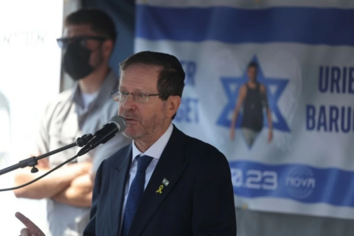 هل يعفو الرئيس الإسرائيلي عن نتنياهو؟ تفاصيل الطلب والمحاكمة