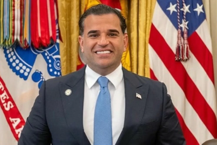 مبعوث ترمب: العراق أمام مفترق حاسم وحصر السلاح ضرورة قصوى