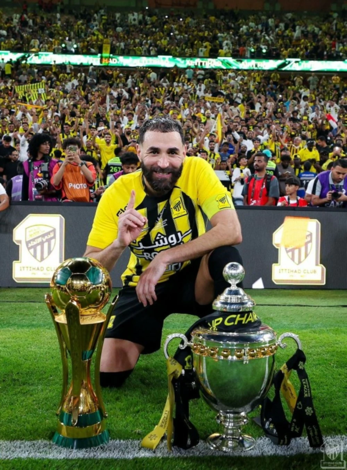 تمديد عقد بنزيما مع الاتحاد