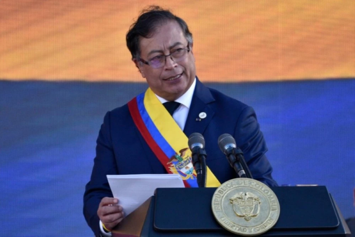 كولومبيا تستأنف الرحلات مع فنزويلا رغم عقوبات ترمب