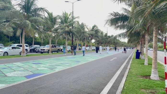 سباق المشي للمتقاعدين في جدة: مبادرة تقدير لتعزيز الصحة