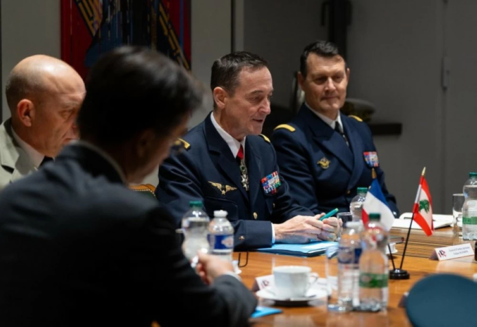 قائد الجيش في باريس: خطة نزع السلاح والقرار 1701