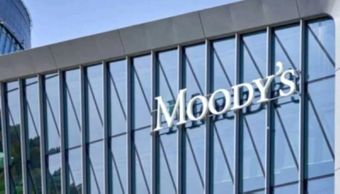 موديز: 3 تريليونات دولار استثمارات بمراكز البيانات والذكاء الاصطناعي