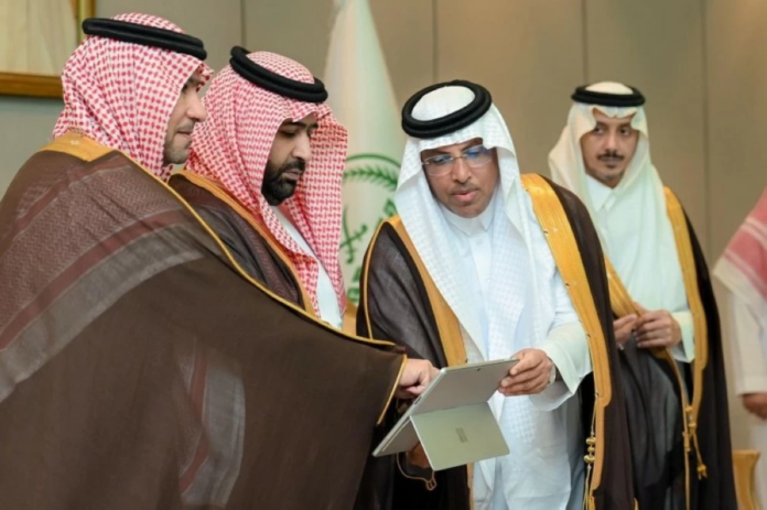 جازان: 383 مشروعًا تنمويًا بـ5.3 مليار ريال ورؤية 2030