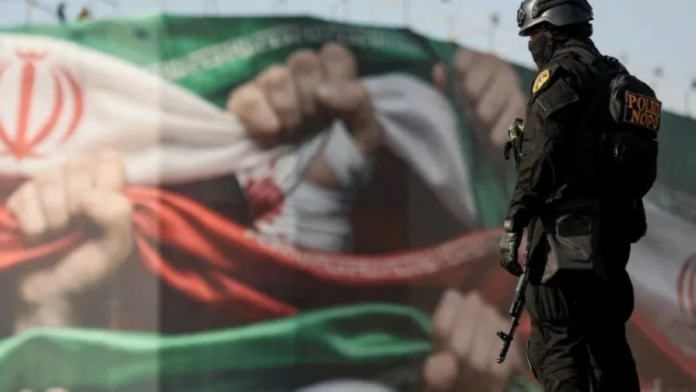 إيران تتهم أمريكا وإسرائيل بدعم 