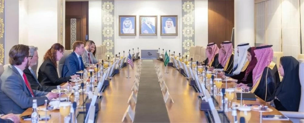 وزير الاتصالات السعودي ووكيل الخارجية الأمريكية يناقشان توسيع الشراكة التقنية