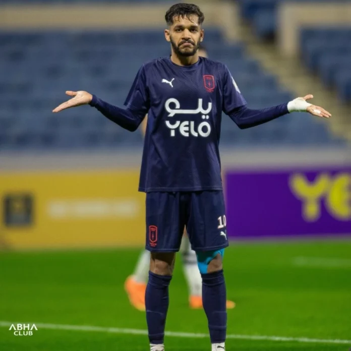 أبها يعزز صدارته في دوري يلو.. صراع القمة يشتد