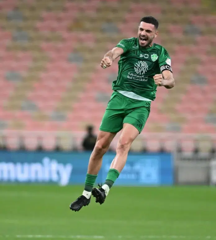 الأهلي ينتفض: فوز دراماتيكي على التعاون بدوري روشن