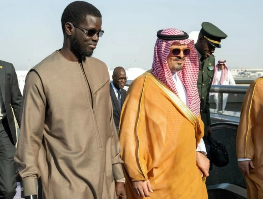 صورة الرئيس السنغالي باسيرو ديوماي فاي في جدة