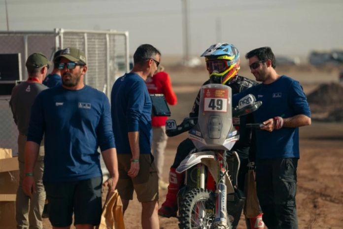 العطية يتصدر رالي داكار السعودية 2026: تحديات المرحلة 11