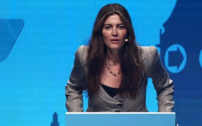 ليلى كانينجهام: جدل النقاب في انتخابات عمدة لندن 2028