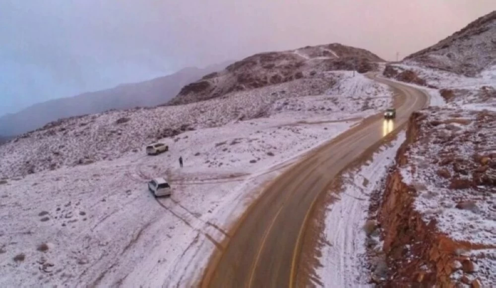 صورة توضيحية لطقس بارد