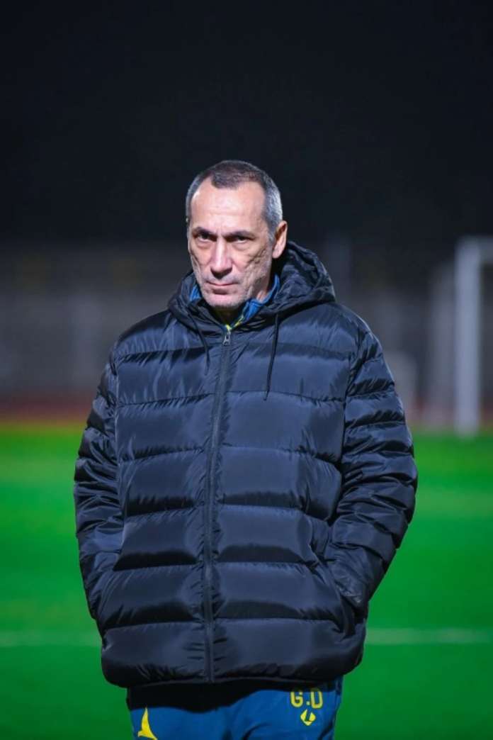 دونيس: الخليج يواجه الأهلي بفلسفة ثابتة في دوري روشن