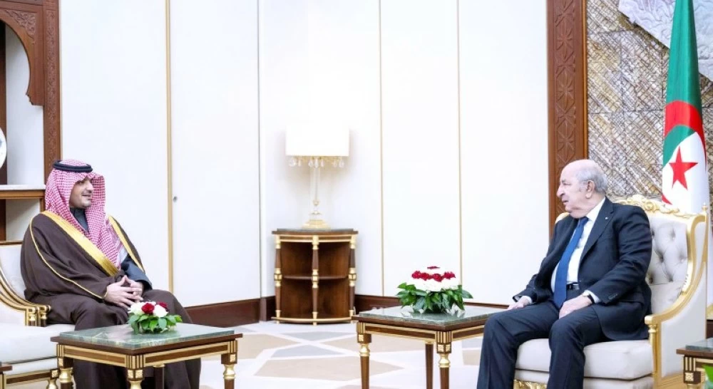 وزير الداخلية السعودي يلتقي الرئيس الجزائري