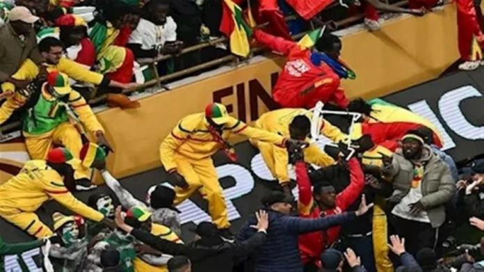 وفاة مشجع سنغالي بعد شغب نهائي أمم أفريقيا: تحقيق عاجل