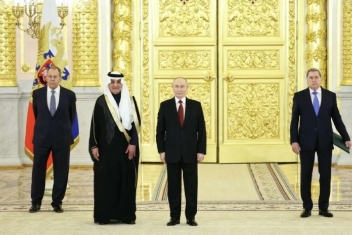 السفير السدحان يقدم أوراق اعتماده لبوتين: تعزيز العلاقات السعودية الروسية