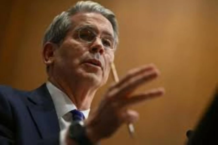 بيسنت: محادثات إيجابية مع السعودية حول الأمن والاقتصاد في دافوس