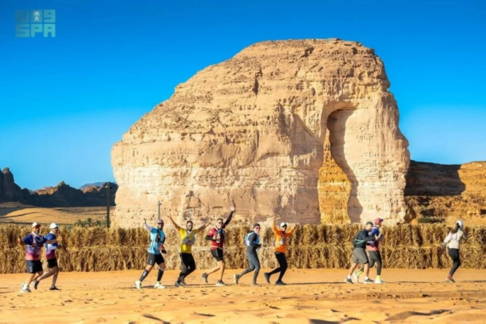 سباق درب العُلا 2026: تحدي 100 كيلومتر في قلب السعودية