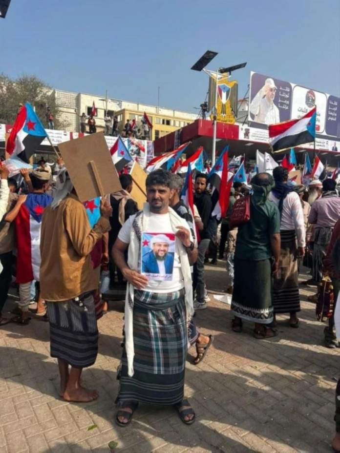 مليونية عدن: مطالب استعادة دولة الجنوب ودعم الحوار السعودي