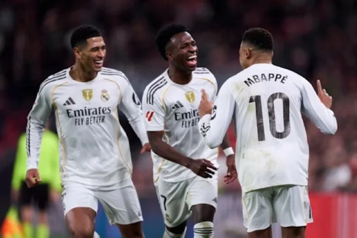 ريال مدريد ضد فياريال: صراع الصدارة في الليغا الإسبانية