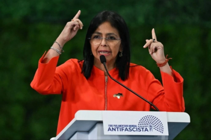 أزمة فنزويلا: التوترات الأمريكية وتهديدات واشنطن لمادورو