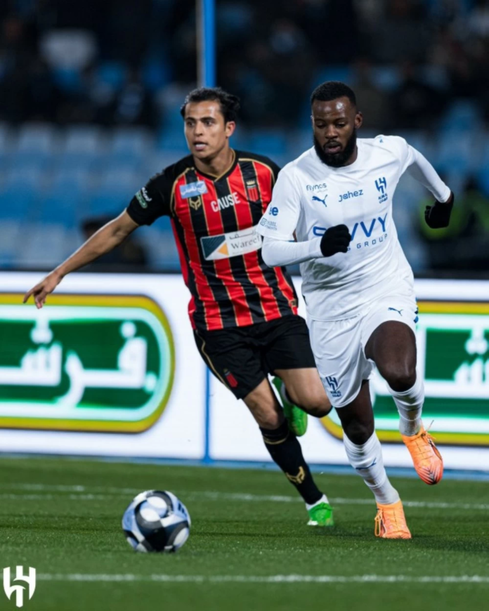 ديربي الرياض: الرياض يوقف الهلال في دوري روشن