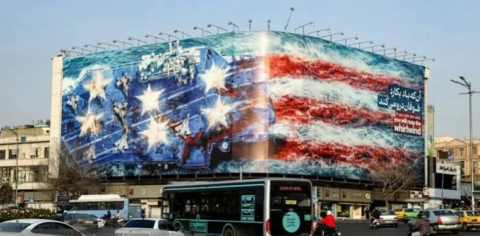 إيران تحذر واشنطن وسط تصاعد التوترات: جدارية ونعوش أمريكية