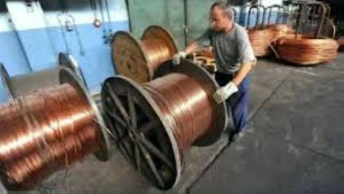 أسعار النحاس والقصدير: استقرار عالمي وتحديات الإمدادات