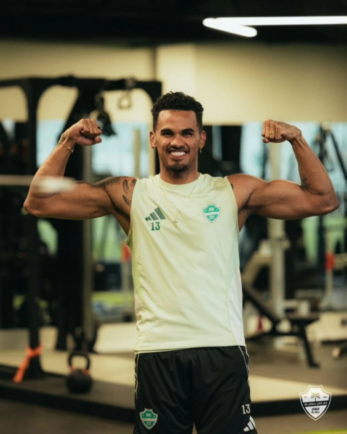 جاهزية جالينو وتأهيل ديميرال: الأهلي يستعد لكلاسيكو الهلال ودوري روشن