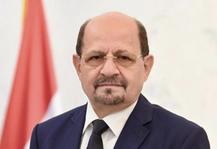 رئيس وزراء اليمن يشدد على رقابة منحة الكهرباء السعودية