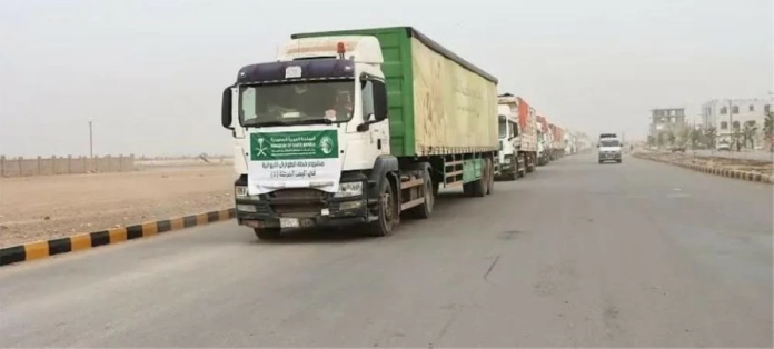 قافلة إغاثية من مركز الملك سلمان تعزز إيواء نازحي مأرب