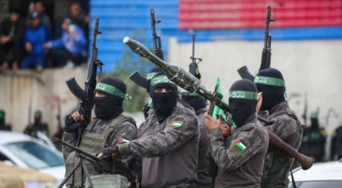 نزع سلاح حماس في غزة: مقترح أمريكي بتمويل دولي وتجاوب الحركة