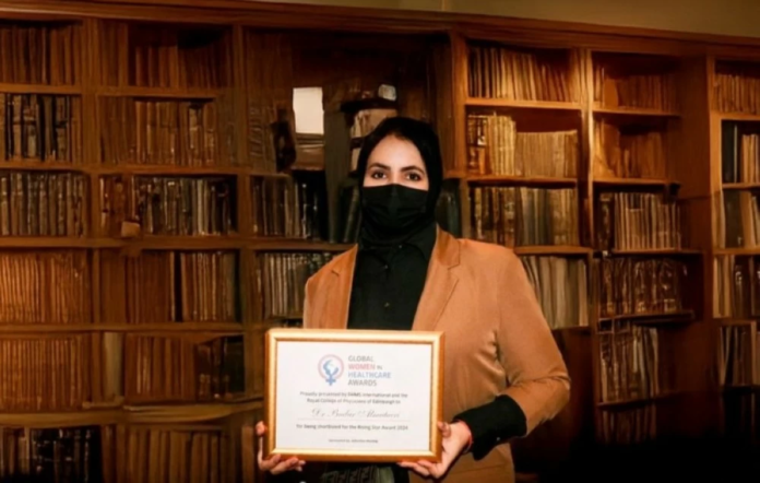 بدور المطيري: أول سعودية وعربية تفوز بجائزة المرأة العالمية في الصحة