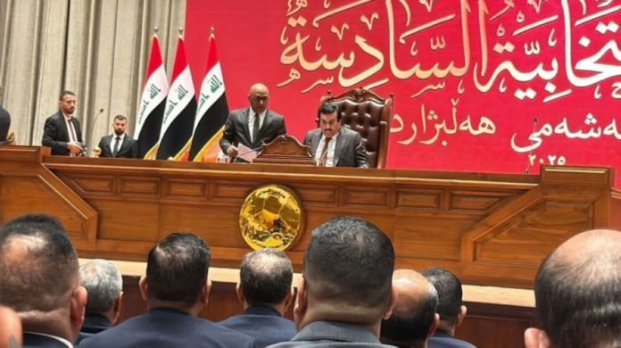 القضاء العراقي يحث الأحزاب على الالتزام بالدستور بعد تأجيل انتخاب الرئيس