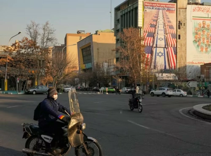 الدبلوماسية أم الحرب؟ مستقبل العلاقات بين واشنطن وطهران