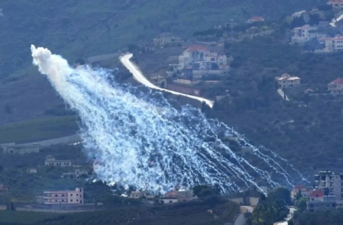 اليونيفيل تتهم إسرائيل برش مواد كيميائية على جنوب لبنان