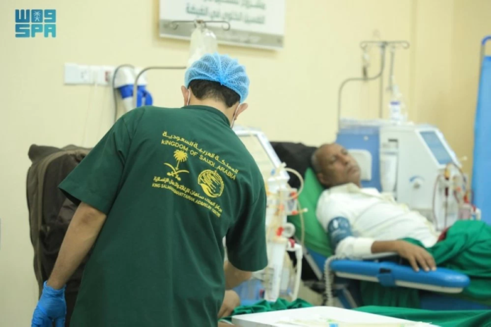 دعم KSrelief لمرضى الكلى في المهرة اليمنية: شريان حياة
