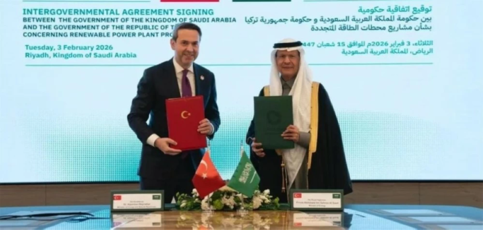 السعودية وتركيا توقعان اتفاقية ضخمة للطاقة المتجددة