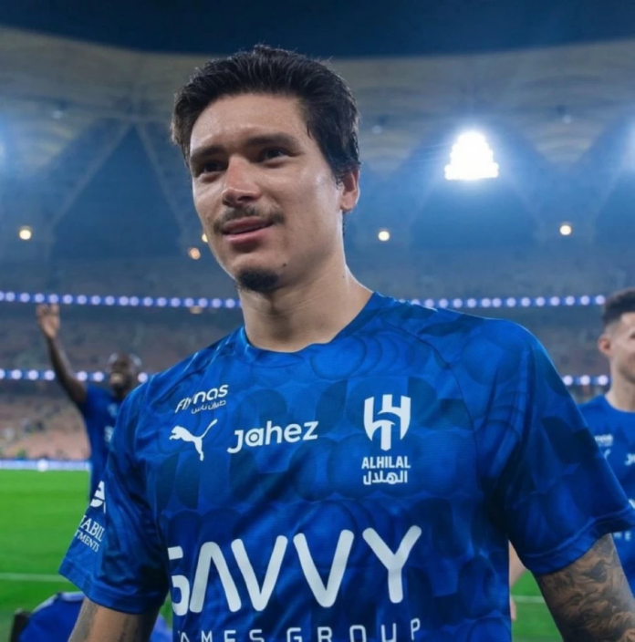 نونيز يهدد بالرحيل من الهلال بسبب بنزيما | أزمة كبرى