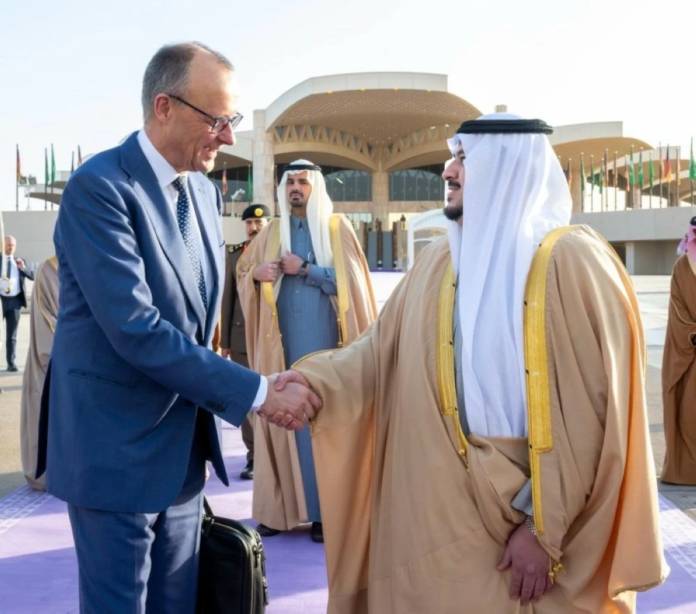 المستشار الألماني يغادر الرياض: تعزيز الشراكة السعودية الألمانية