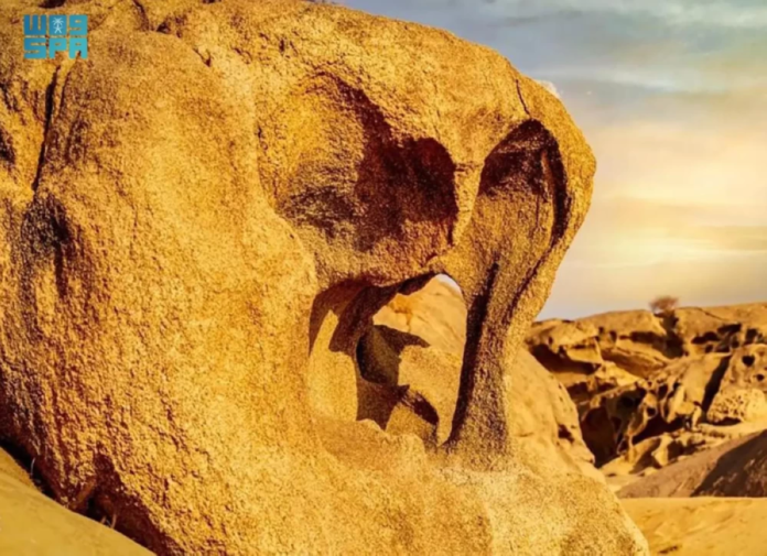 رَزان وحصاة أبو صادع: كنوز الليث الجيولوجية والتاريخية