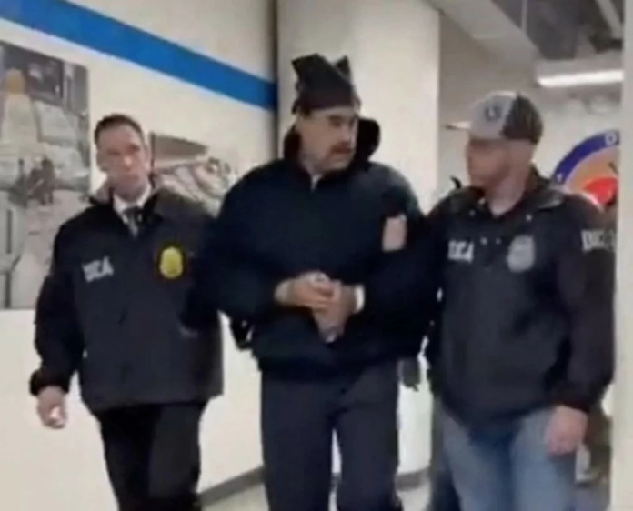 القضاء الأرجنتيني يطالب بتسليم مادورو لجرائم ضد الإنسانية