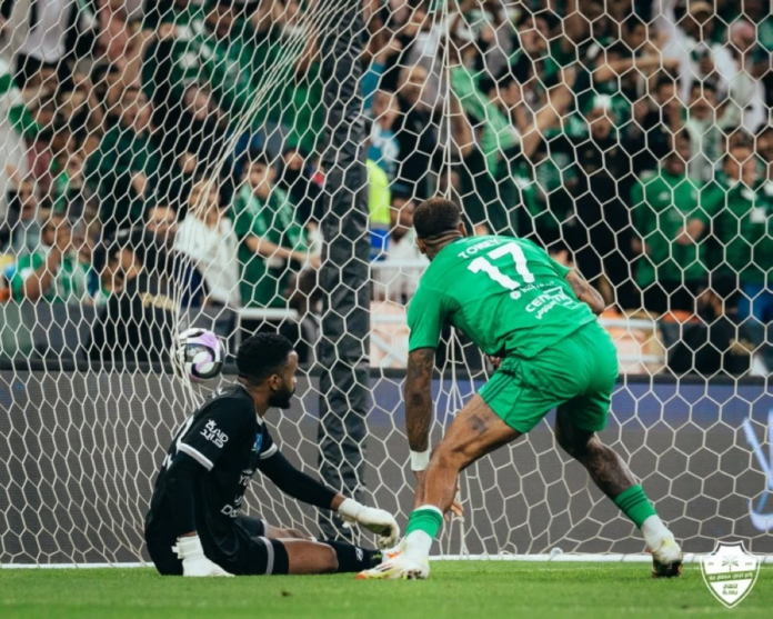 الأهلي يفوز على الحزم 2-0 ويقفز للمركز الثاني في دوري روشن