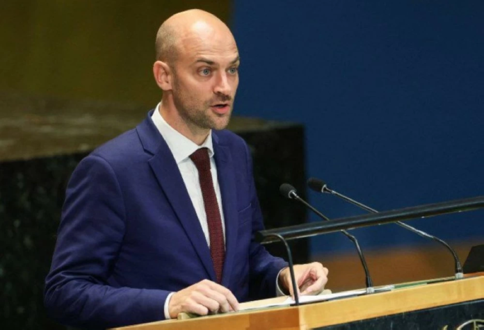 فرنسا تؤكد أولوية حصر السلاح بيد الدولة اللبنانية ووقف النار