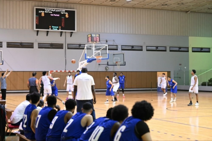 جامعتا الملك عبد العزيز والإسلامية إلى نهائي سلة الجامعات السعودية