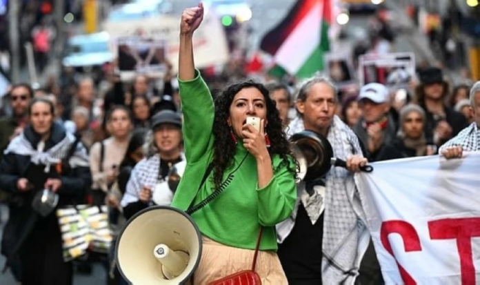 قانون أسترالي جديد: السجن لمن يردد شعارات مؤيدة لفلسطين